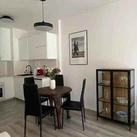 Apartmán Zene Lux Vinyl Record Player & Projector Budapešť