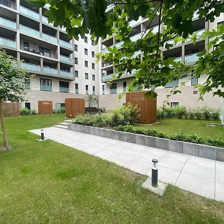 Апартаменты Zene Lux Vinyl Record Player & Projector Будапешт